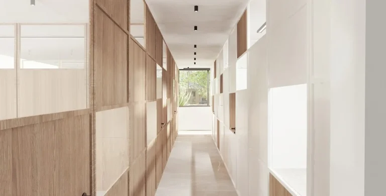 13004985_2004x1017_1000